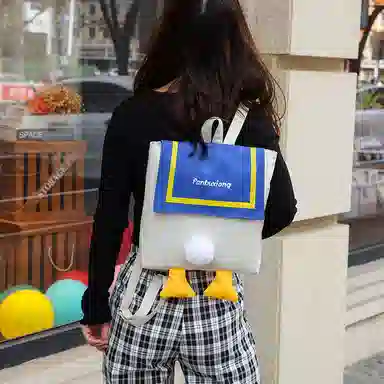 vack Simple Canvas Backpack