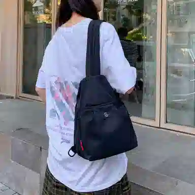 vack Multi-Functional Shoulder Bag