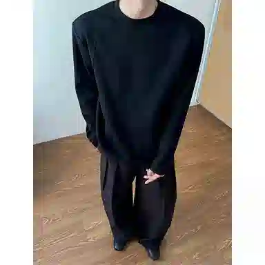 BLACK AT TT