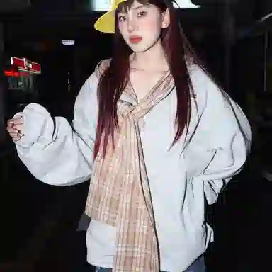 一碗士多  格子拼接围巾披肩撞色小众个性化高级感设计无性别主义宽松休闲舒适百搭情侣日常城市户外通勤学院风棒球服 男女同款