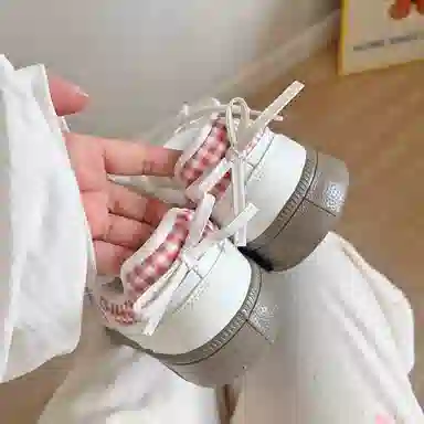 BINGO DUCK Retro Bow Low Sneakers