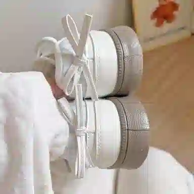 BINGO DUCK Retro Bow Low Sneakers