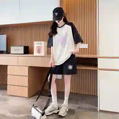 LAKESI 2025T
