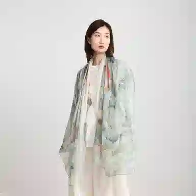 莎莎 荷韵清风 水墨荷花乔其纱真丝大披肩 文艺风气质款高档日常百搭出游拍照 桑蚕丝 丝巾 女款