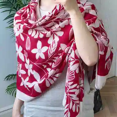 莎莎 花笺系列 纸间花影时尚百搭经典款大花设计优雅精纺长巾 外出拍照旅游必备披肩 绵羊毛 绒线围巾 女款