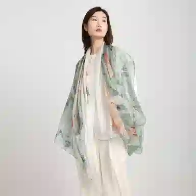 莎莎 荷韵清风 水墨荷花乔其纱真丝大披肩 文艺风气质款高档日常百搭出游拍照 桑蚕丝 丝巾 女款