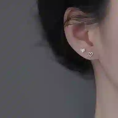 S925