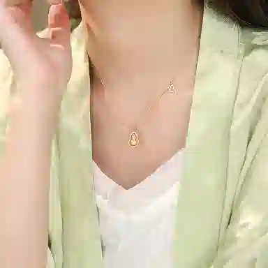 S925