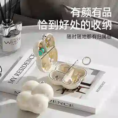 CLOLV KISS