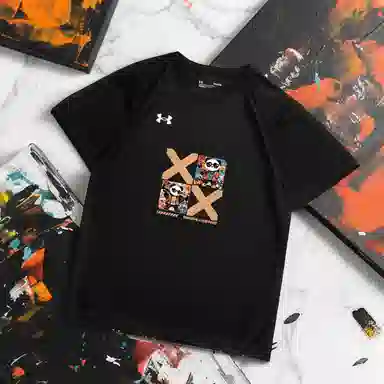 Under Armour K T