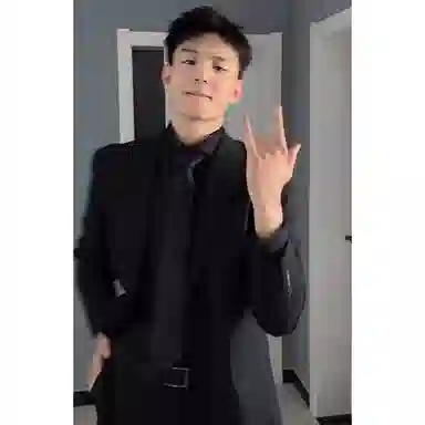 Hypeyourself
