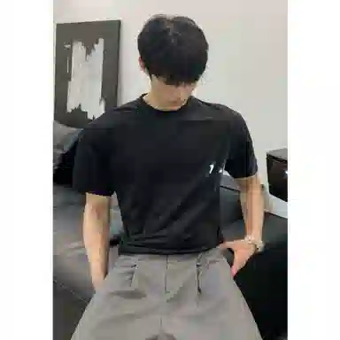 Hypeyourself T