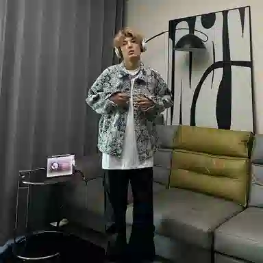 Hypeyourself ins