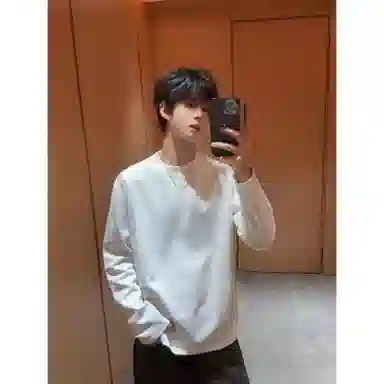 Hypeyourself cleanfitboxyT