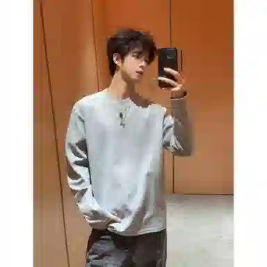 Hypeyourself cleanfitboxyT