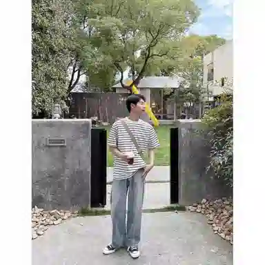 Hypeyourself T