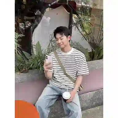 Hypeyourself T