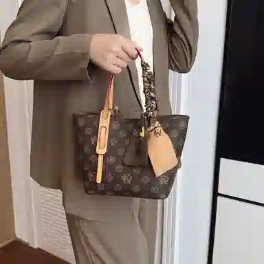 米囹 复古印花 菜篮子老花包 两用手提单肩包 棕色