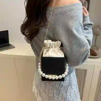 米囹 时尚百搭 水桶包 单肩斜挎包 常规 黑色