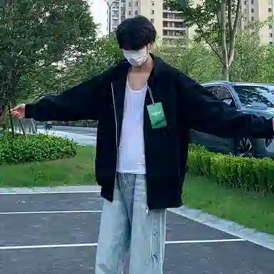 H.V.G.A boxy