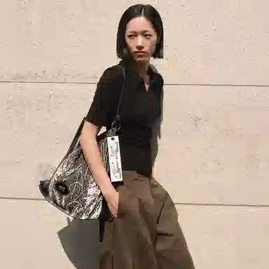 大犬乌马 大容量百搭通勤 织物 水桶包单肩包 大号 女款 提花黑