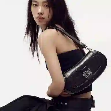 大犬乌马 纯色复古高级时尚 牛皮 马鞍包单肩包 小号 女款 黑巧