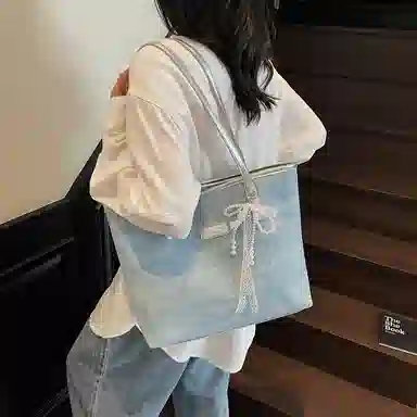 ORANGE BEAN ins Tote