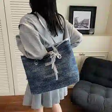 ORANGE BEAN ins Tote