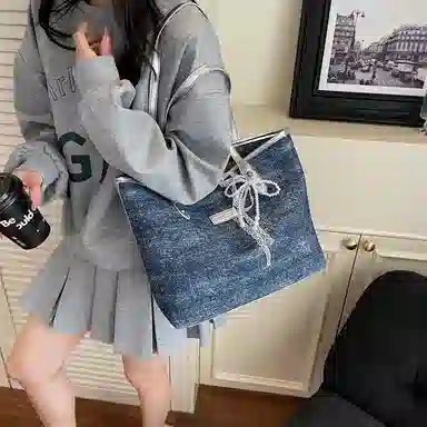 ORANGE BEAN ins Tote