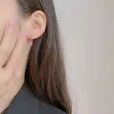 S925