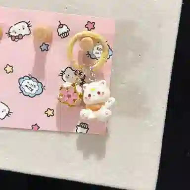 清脆小溪 铃铛可爱小猫 卡通独特创意小众设计萌趣俏皮个性钥匙扣学生书包少女包包配饰日常通勤 树脂 挂件 男女同款情侣款