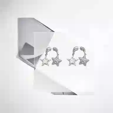 清脆小溪 法式轻奢超仙闪耀星星时尚气质百搭高级感精致小众设计感优雅气质百搭 锆石 耳钉 女款