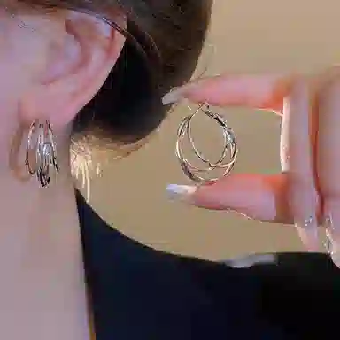 清脆小溪 小众设计银色耳圈大气简约时尚夸张高级感优雅大方韩系百搭 合金 耳环 女款