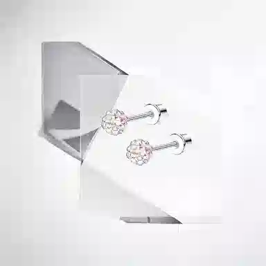 925