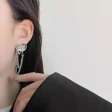 清脆小溪 液体爱心流苏 高级感 优雅气质时尚百搭通勤款 合金 耳环 女款