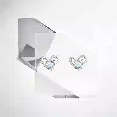 S925