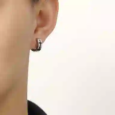 清脆小溪 十字架耳饰 潮流中性酷帅无耳洞韩版 欧美时尚简约设计 街头风 个性百搭#好运 钛钢 耳夹 男款