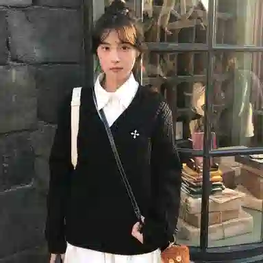 TEN MIRO