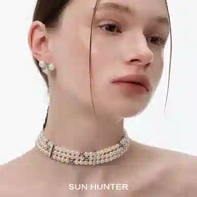 SUN HUNTER choker