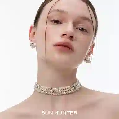 SUN HUNTER choker