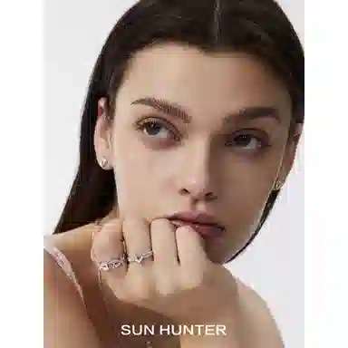 SUN HUNTER