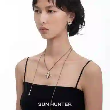 SUN HUNTER