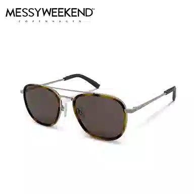 MESSYWEEKEND QUENTIN