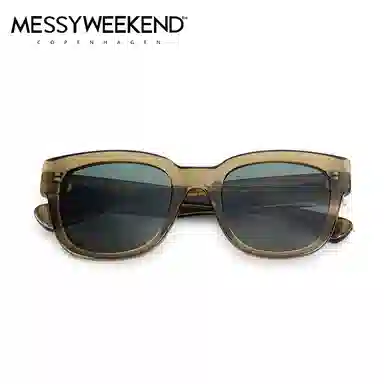 MESSYWEEKEND LIV ISO