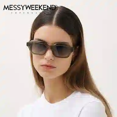 MESSYWEEKEND ANTHONY