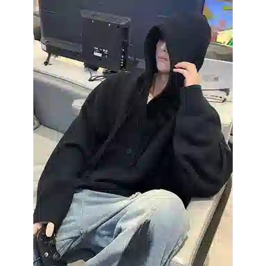 TR