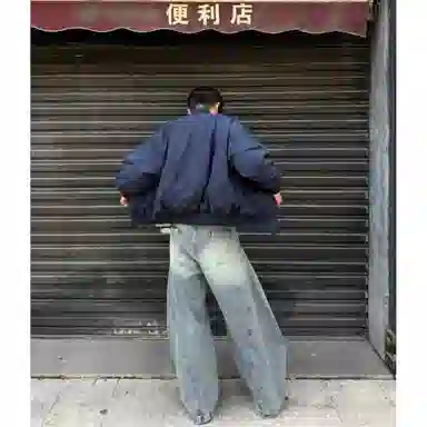 TR cleanfitbomber
