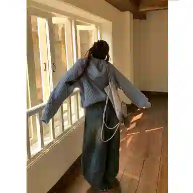 TR