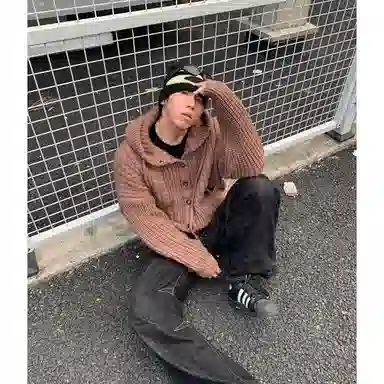 TR