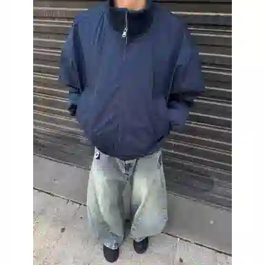 TR cleanfitbomber